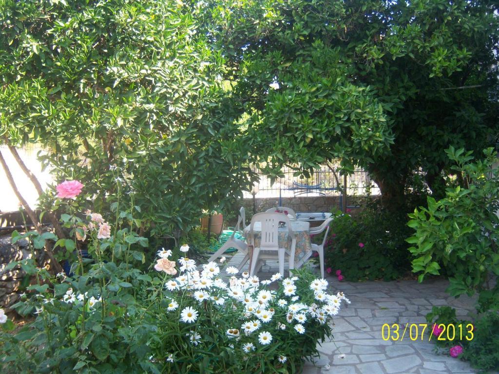 Smile Stella Studios Skopelos Exterior foto