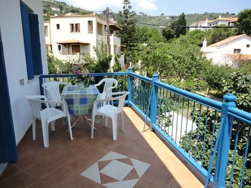 Smile Stella Studios Skopelos Exterior foto